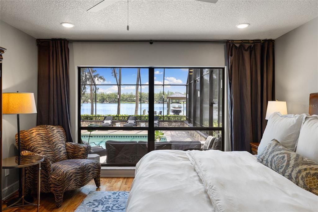 Bedroom, Interior, Recessed Lighting, Water, Wood Texture Flooring