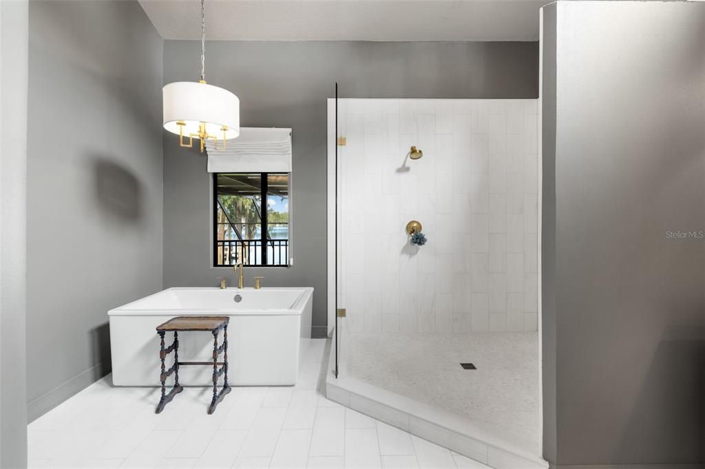 Bathroom, Interior, Pendant Lights