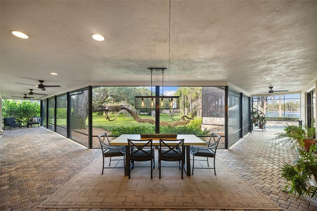 Dining room, Interior, Pendant Lights, Recessed Lighting, Sun Room