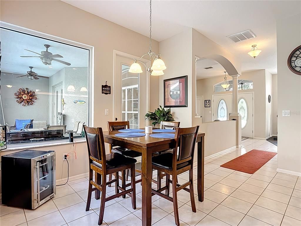 Dining room, Interior, Pendant Lights, Recessed Lighting