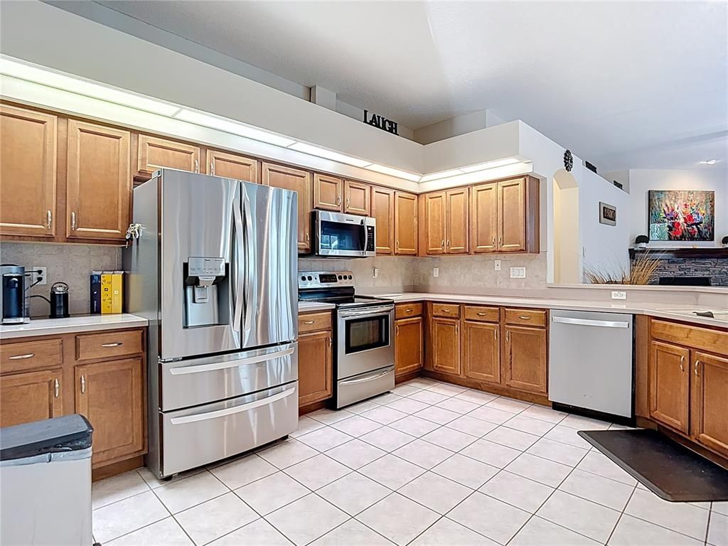 Interior, Kitchen, Stainless Steel Appliances