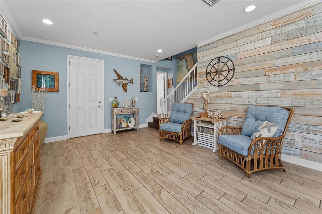 Interior, Recessed Lighting, Wood Texture Flooring