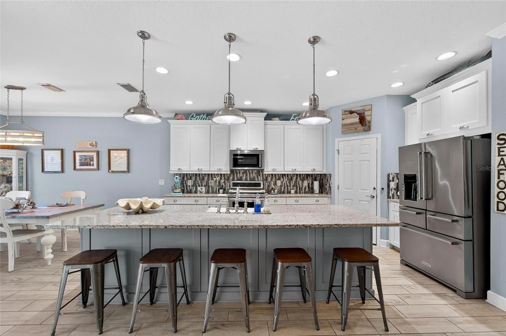 Dining room, Interior, Kitchen, Pendant Lights, Recessed Lighting