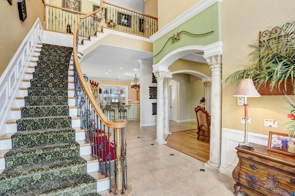 Chandelier, Interior, Recessed Lighting, Wood Texture Flooring