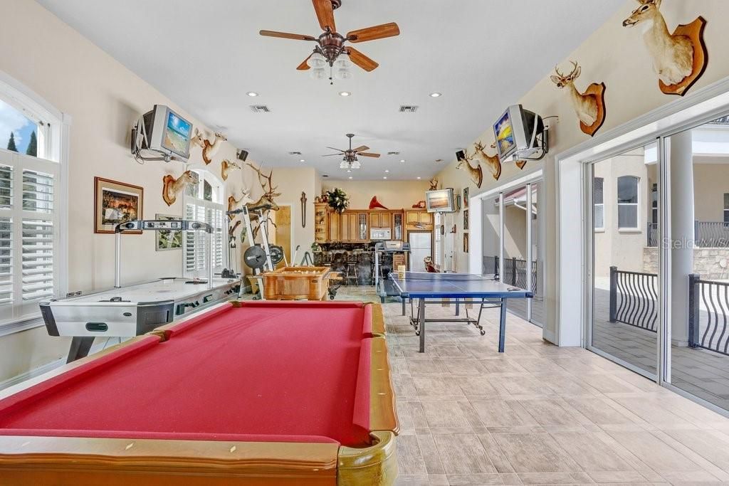 Billiard Table, Game Room, Interior, Recessed Lighting