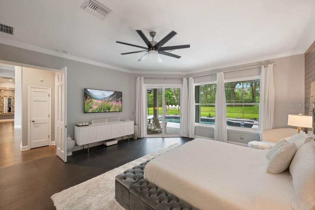 Bedroom, Interior, Recessed Lighting