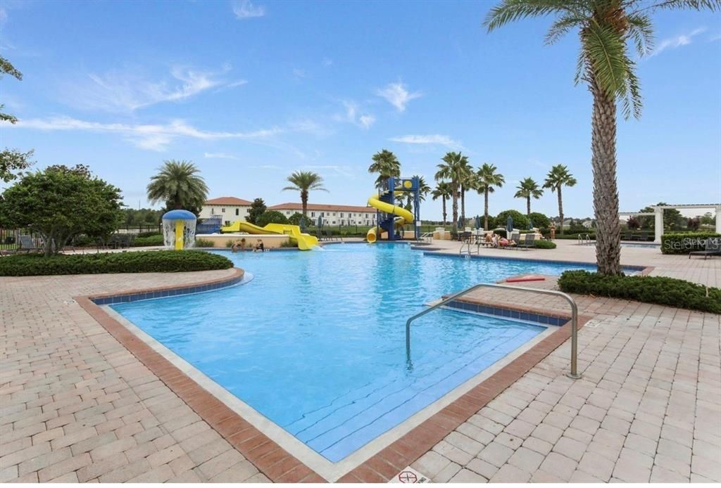 Exterior, Playground, Pool