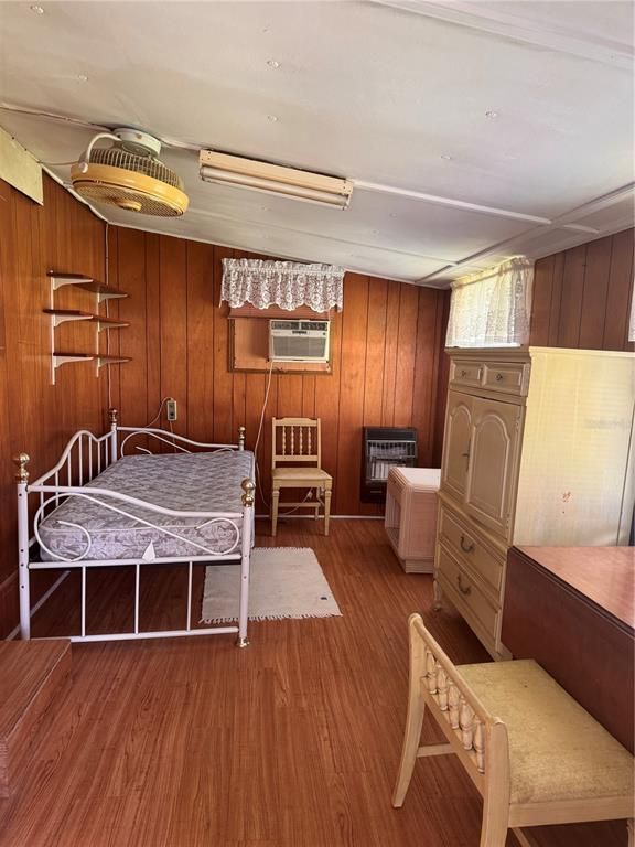Bedroom, Interior, Wood Texture Flooring, Wooden Walls