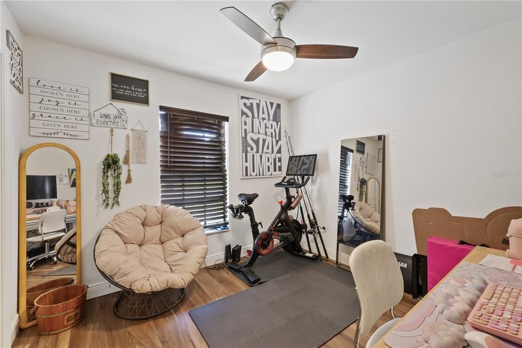Bedroom, Fitness Equipment, Interior, Wood Texture Flooring