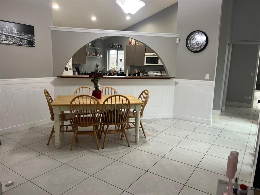 Dining room, Interior, Kitchen, Recessed Lighting