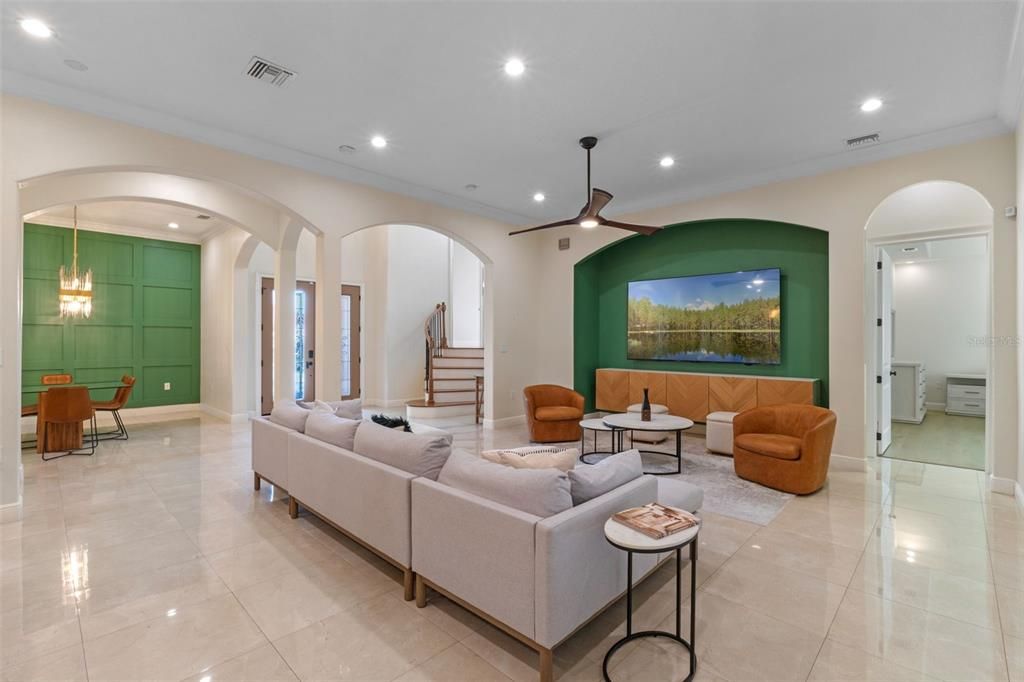 Dining room, Interior, Living room, Pendant Lights, Recessed Lighting