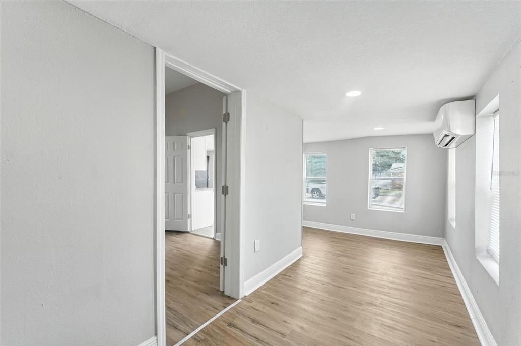 Empty room, Interior, Recessed Lighting, Wood Texture Flooring