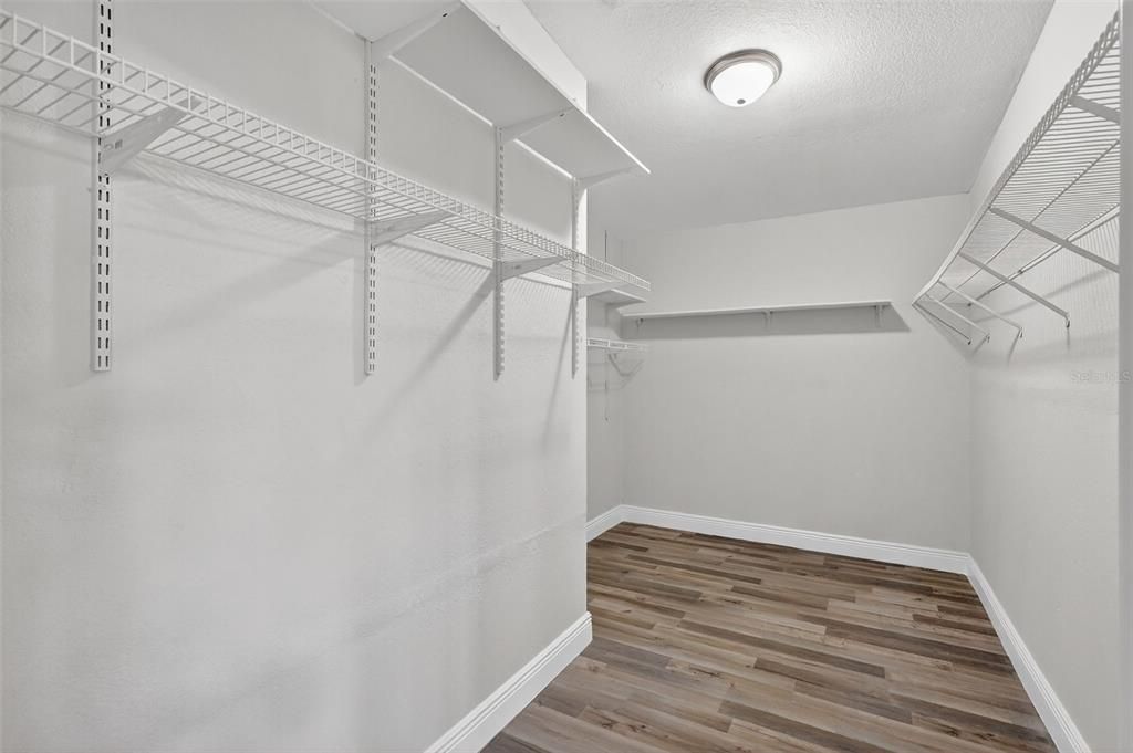 Interior, Walk-in Closets, Wood Texture Flooring