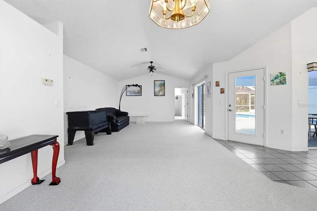 Chandelier, Interior