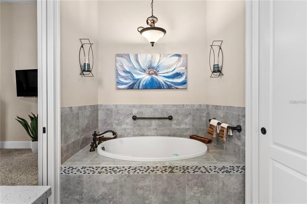 Bathroom, Interior, Pendant Lights