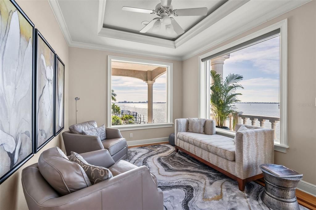 Interior, Living room, Water