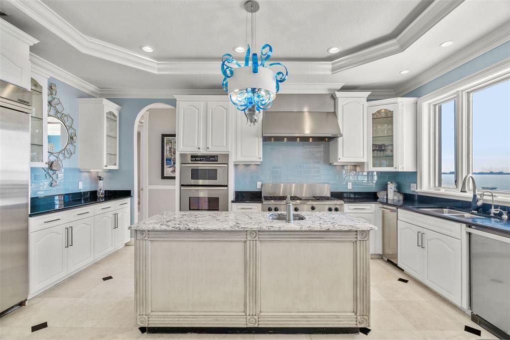 Interior, Kitchen, Pendant Lights, Recessed Lighting, Stainless Steel Appliances, Water