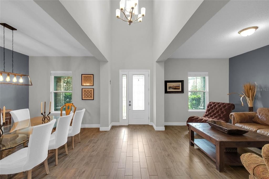 Chandelier, Dining room, Interior, Pendant Lights, Wood Texture Flooring