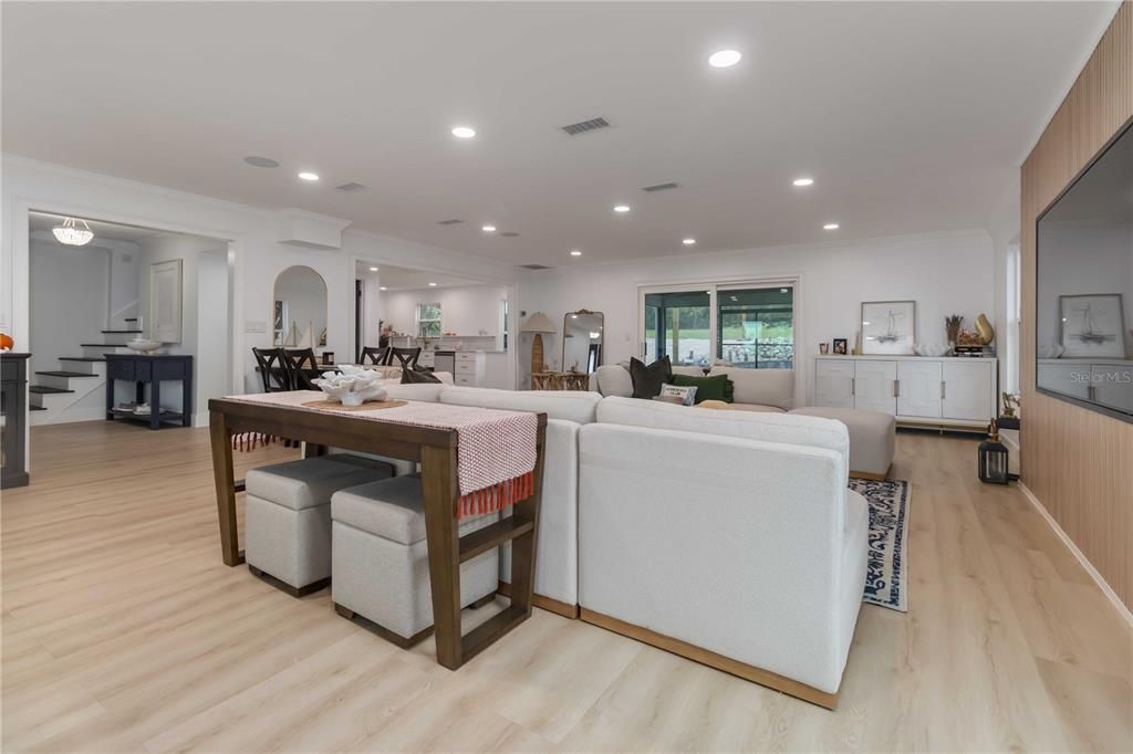 Dining room, Interior, Living room, Recessed Lighting, Wood Texture Flooring