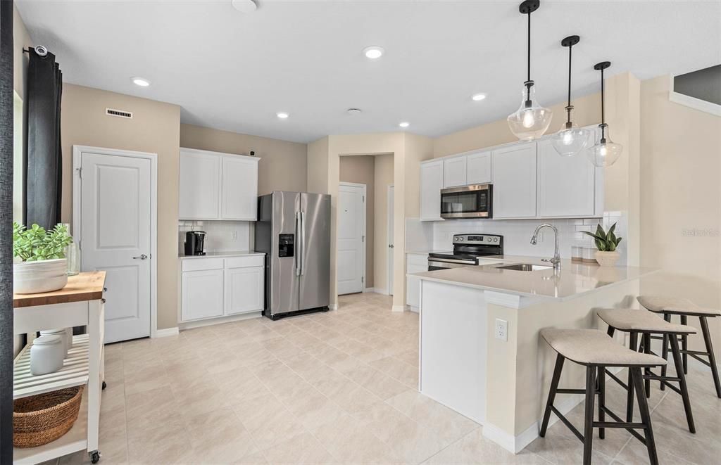 Interior, Kitchen, Pendant Lights, Recessed Lighting, Stainless Steel Appliances