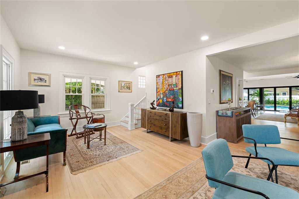 Interior, Living room, Recessed Lighting, Wood Texture Flooring