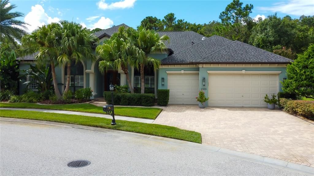 Attached, Exterior, Facade, Ranch