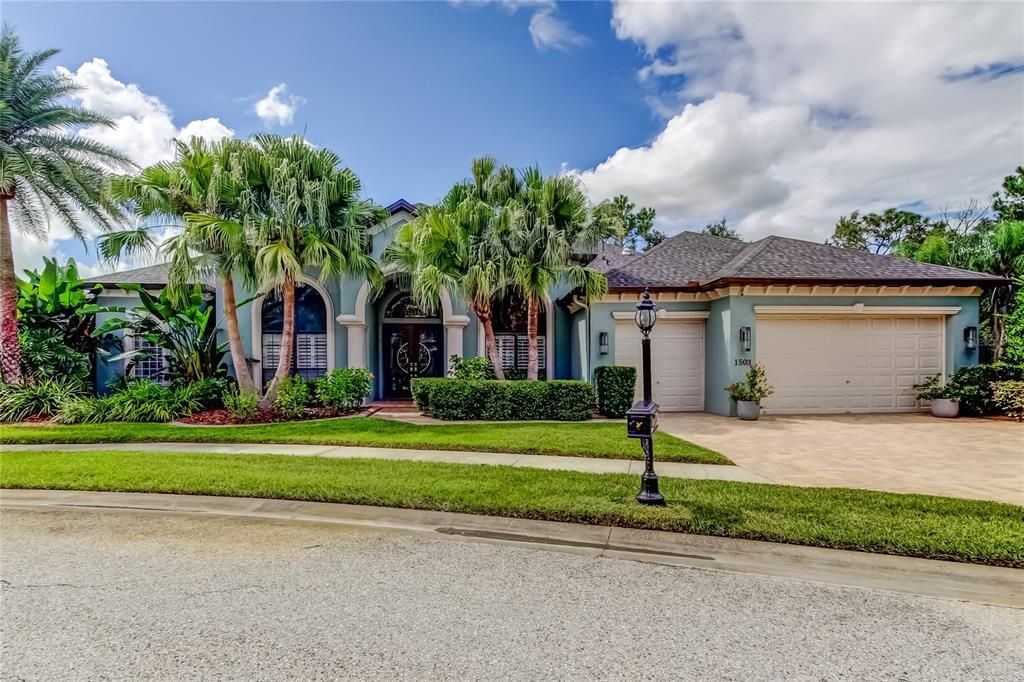 Attached, Exterior, Facade, Ranch