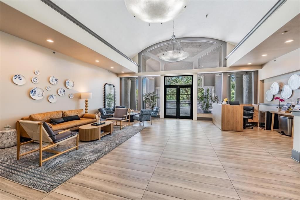 Interior, Living room, Pendant Lights, Recessed Lighting