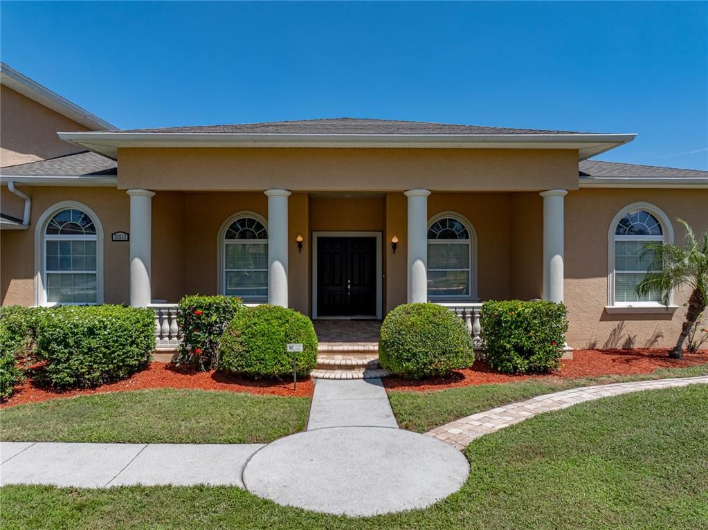 Exterior, Facade, American Craftsman