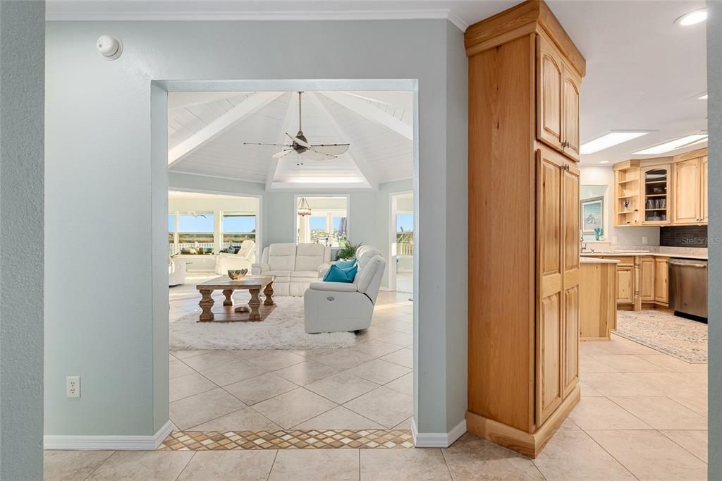 Interior, Kitchen, Living room, Pendant Lights, Recessed Lighting