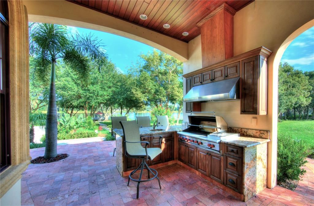 Exterior, Outdoor Kitchen