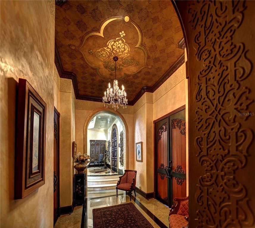 Chandelier, Interior