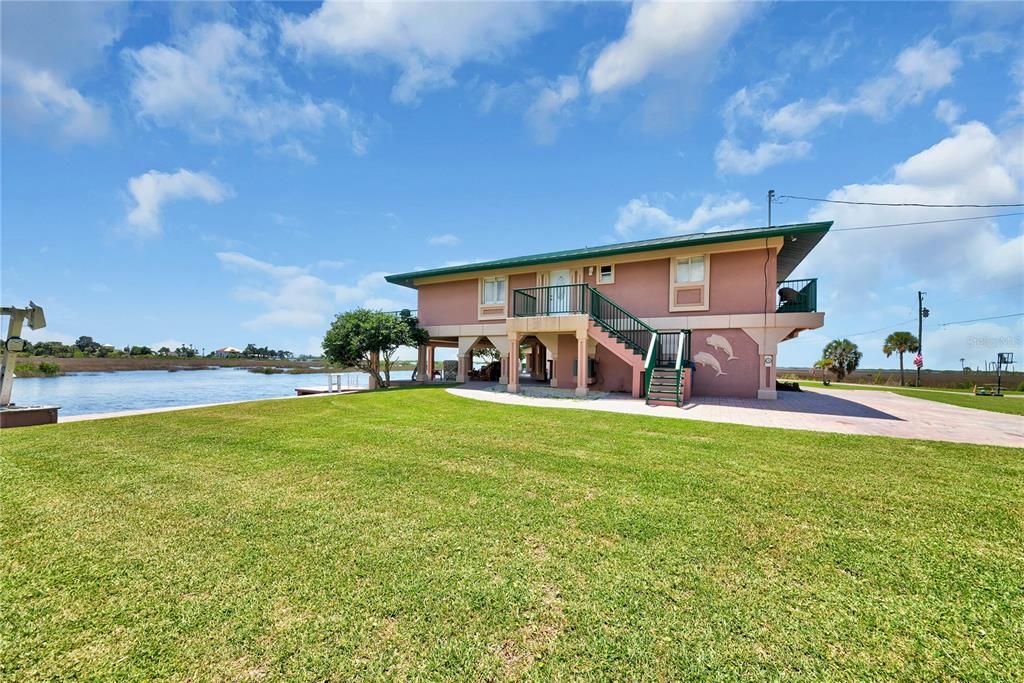 Backyard, Exterior, Water