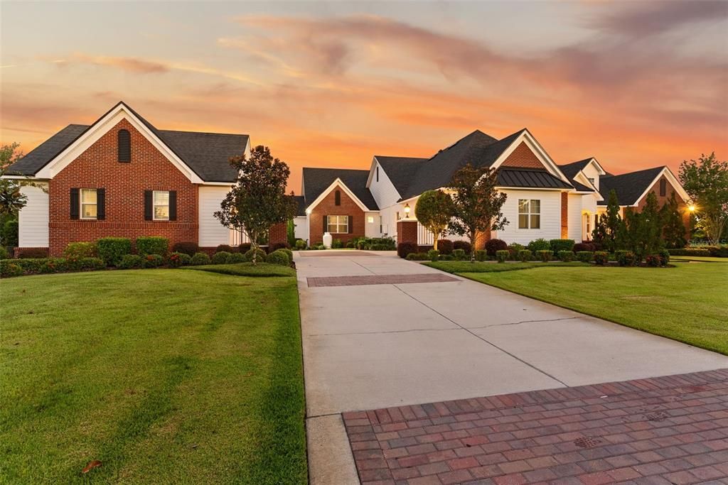 Exterior, Facade, Brick Facade, Brick Traditional