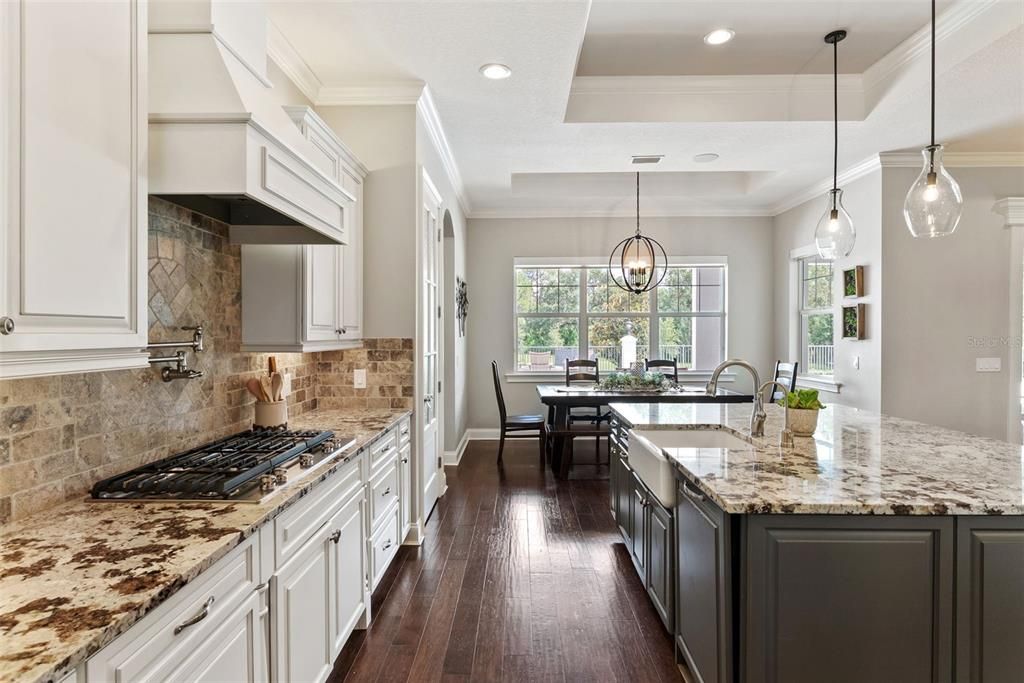 Chandelier, Dining room, Interior, Kitchen, Pendant Lights, Recessed Lighting, Wood Texture Flooring