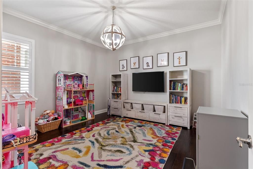 Interior, Pendant Lights, Wood Texture Flooring