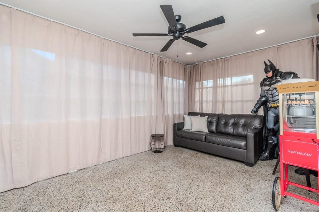 Fitness Equipment, Interior, Recessed Lighting