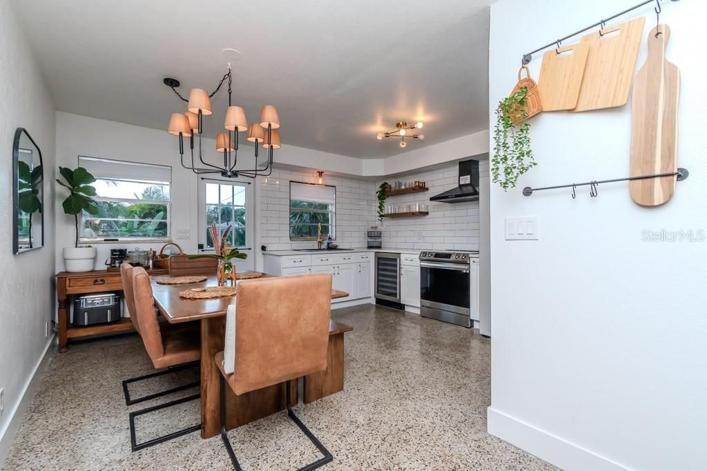 Chandelier, Dining room, Interior, Kitchen, Stainless Steel Appliances, Stone Walls