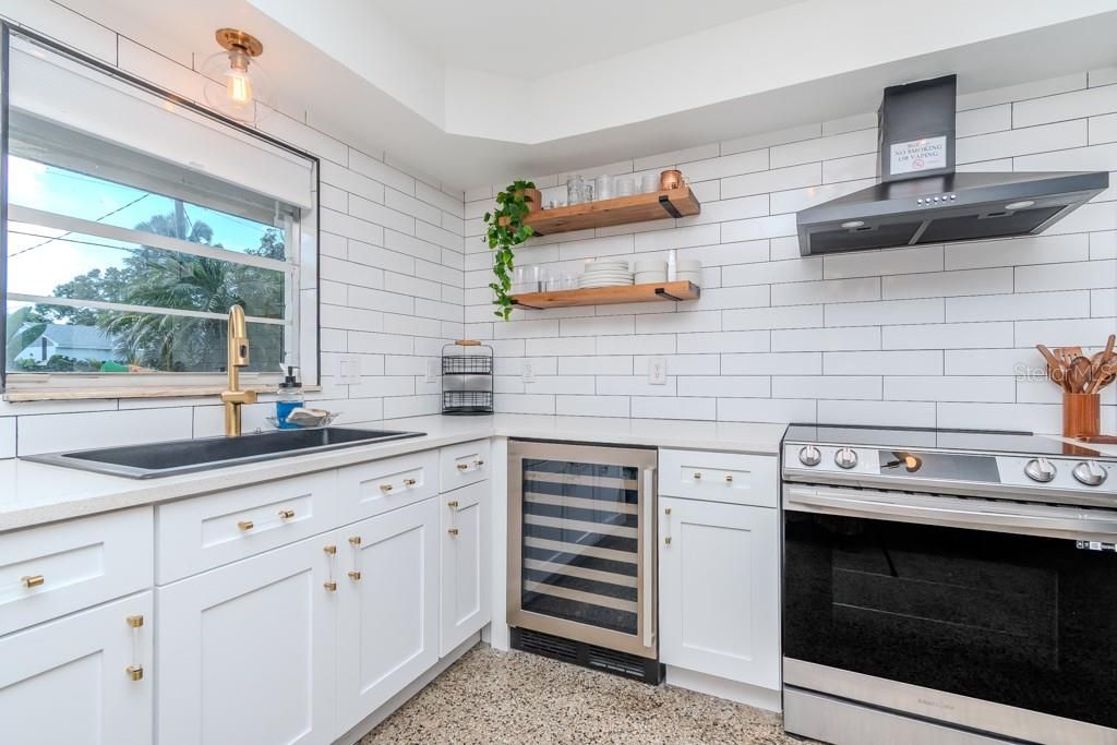 Interior, Kitchen, Stainless Steel Appliances