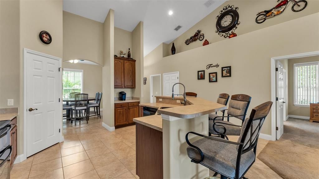 Dining room, Interior, Kitchen, Recessed Lighting