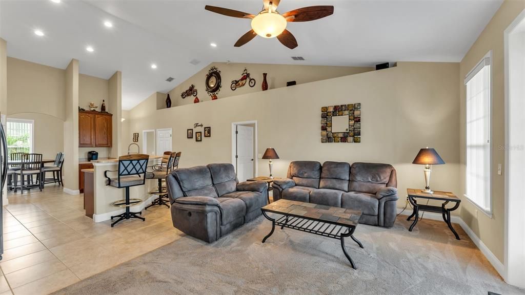 Dining room, Interior, Living room, Recessed Lighting