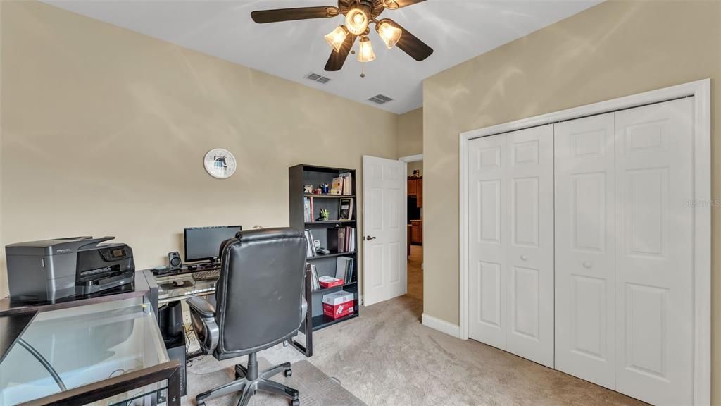 Home Office, Interior