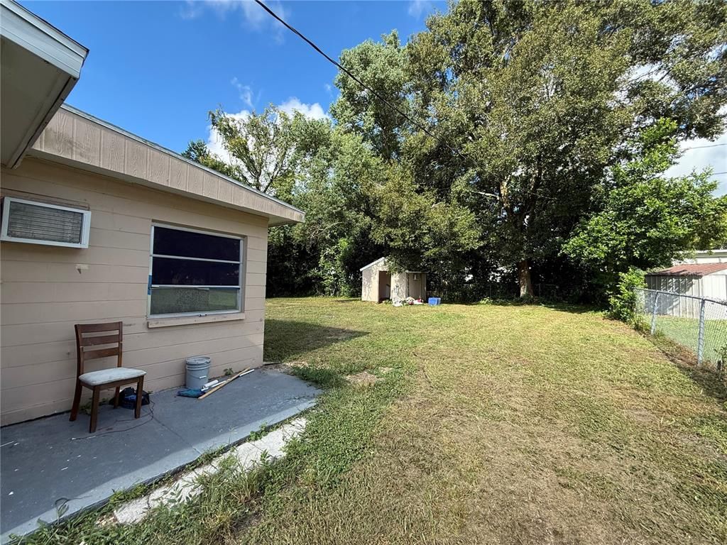 Backyard, Exterior
