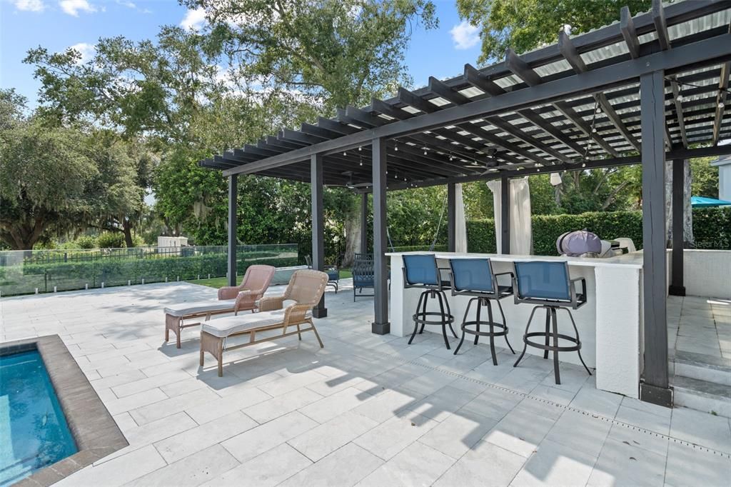 Exterior, Outdoor Kitchen