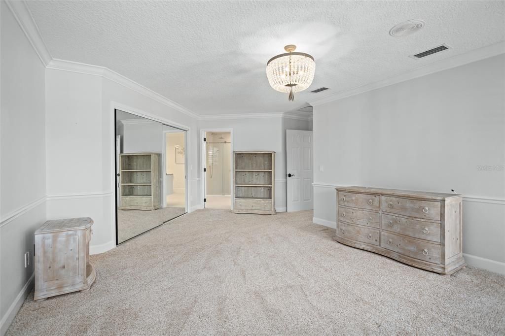Chandelier, Empty room, Interior
