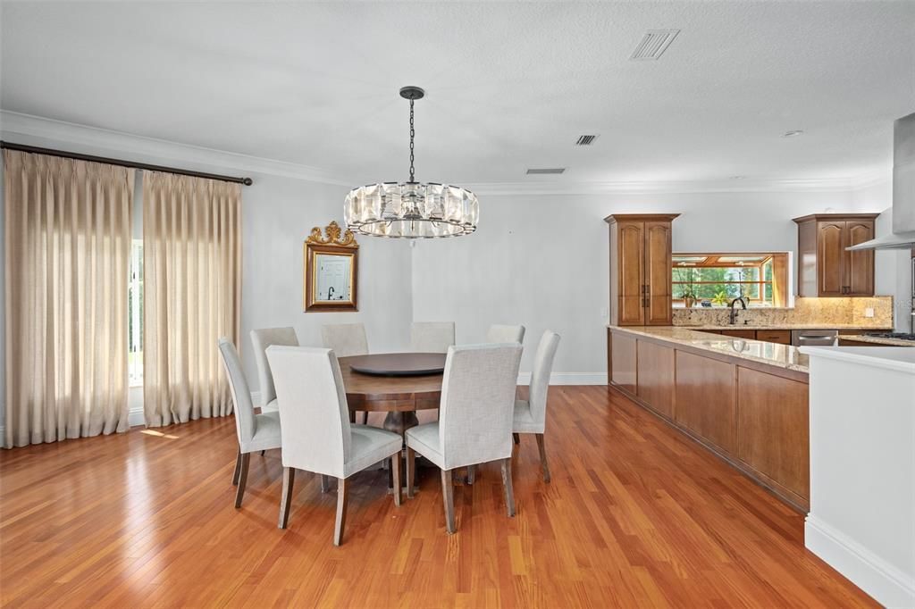 Dining room, Interior, Kitchen, Pendant Lights, Recessed Lighting, Wood Texture Flooring