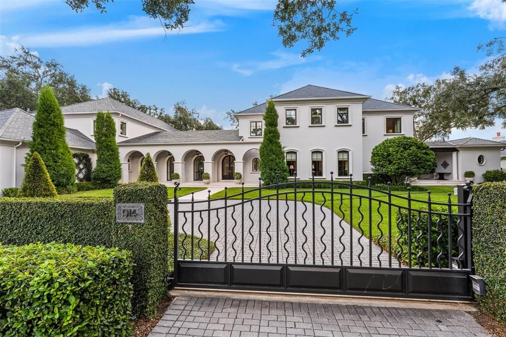 Backyard, Exterior, Facade, French Provincial