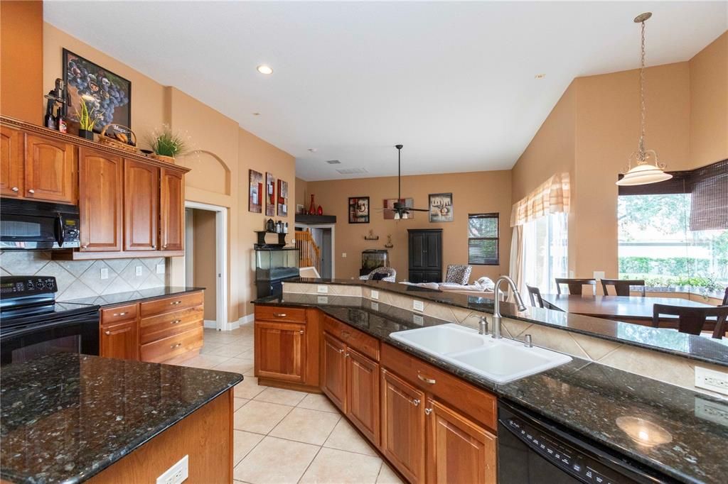 Dining room, Interior, Kitchen, Pendant Lights, Recessed Lighting
