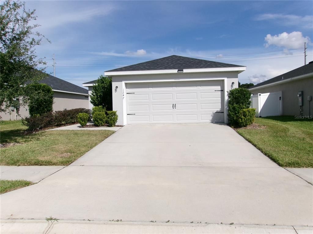 Detached Garage, Exterior