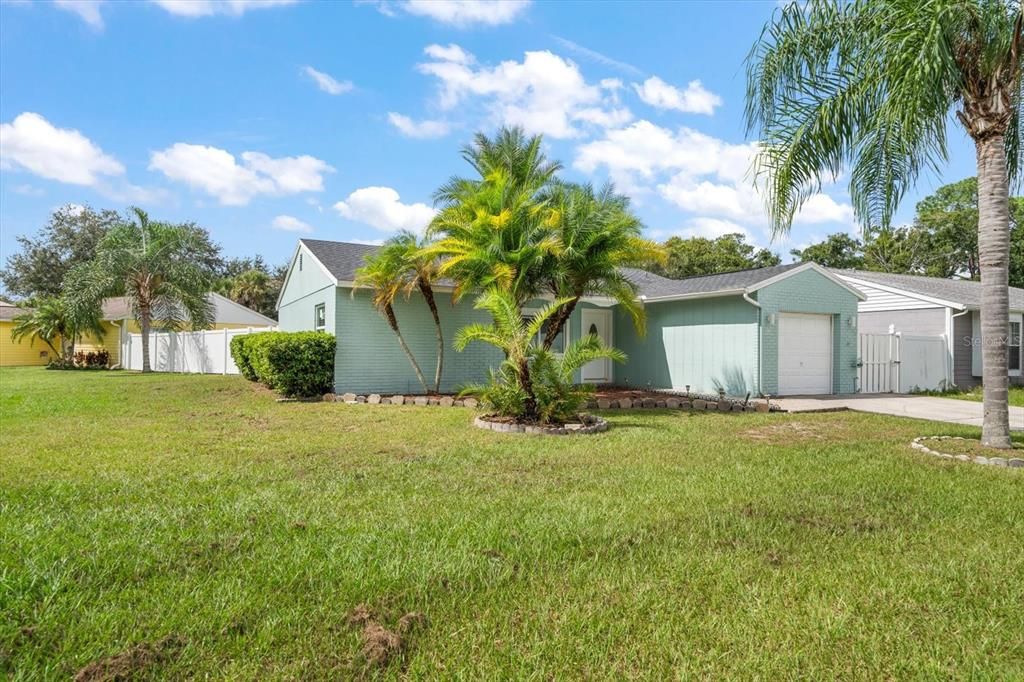 Backyard, Detached Garage, Exterior